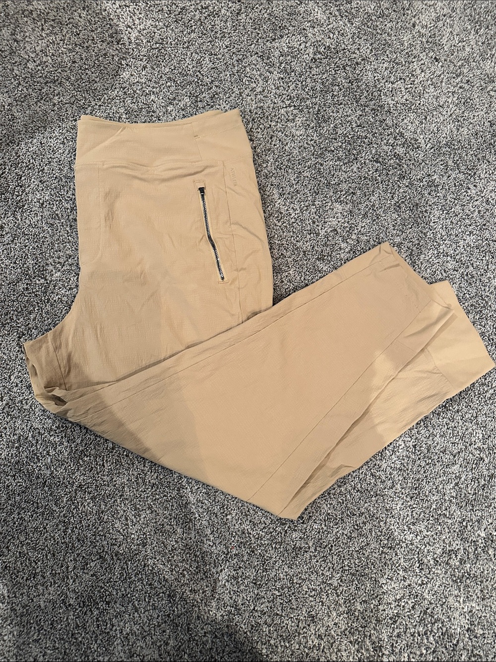 Athleta Women’s Pant. NWOT.  Size 16